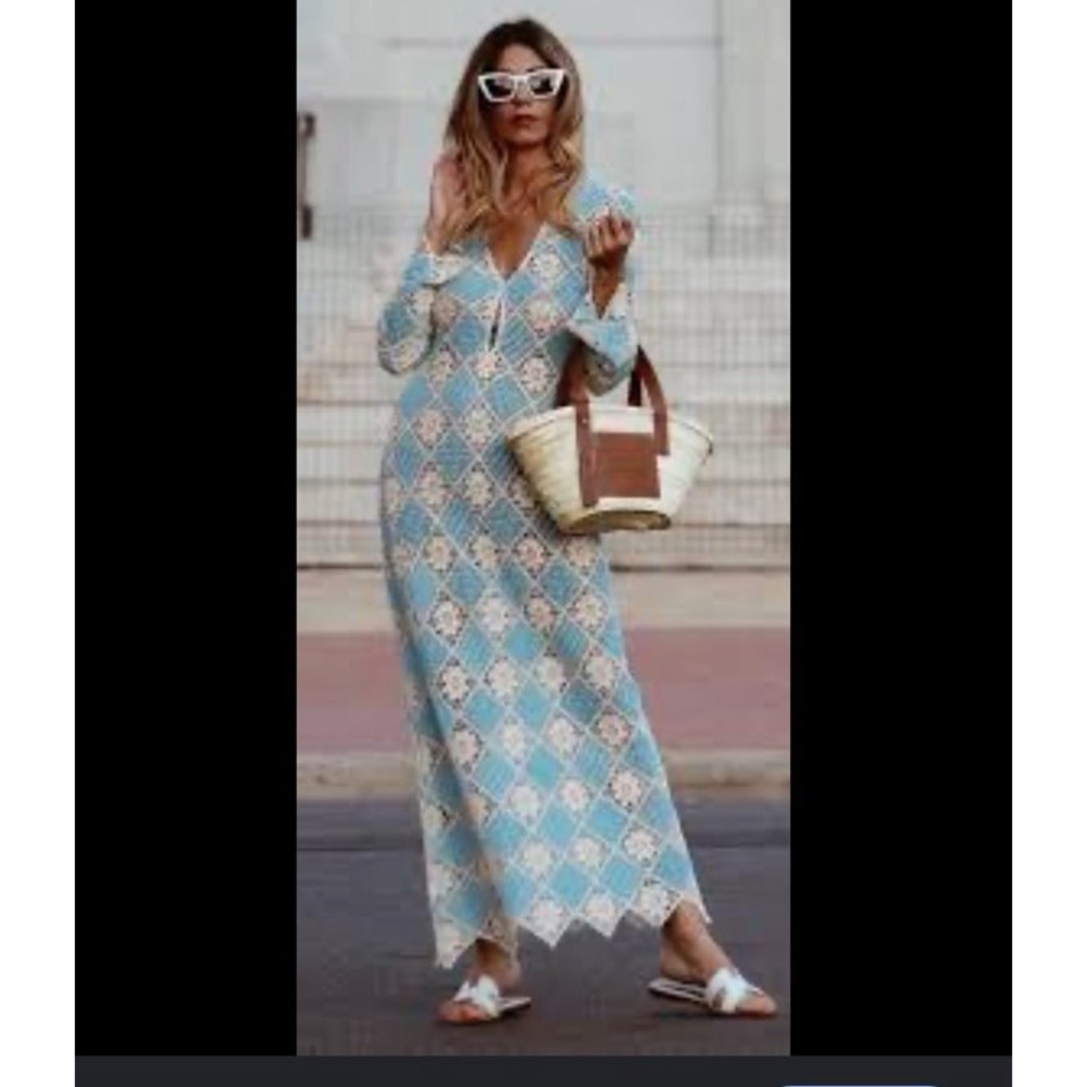 Zara blue and white crochet midi dress XL - Picture 1 of 4
